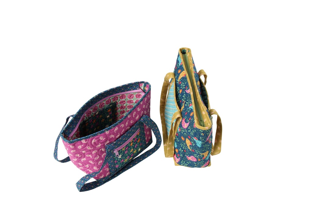 Model - Two Little Totes #18