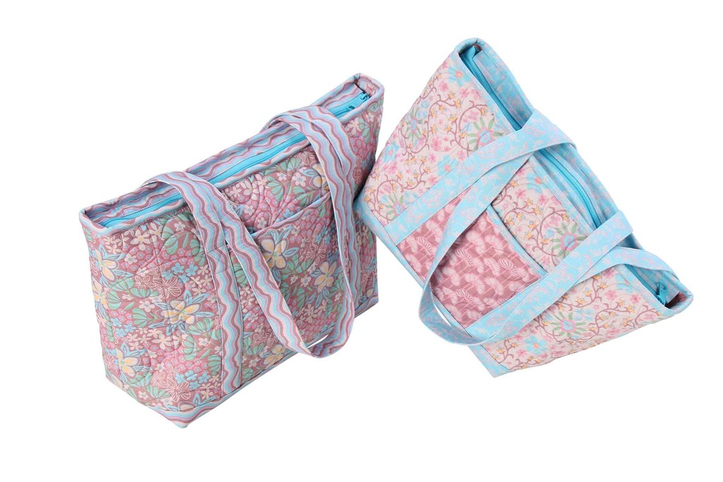Model - Two Little Totes #21