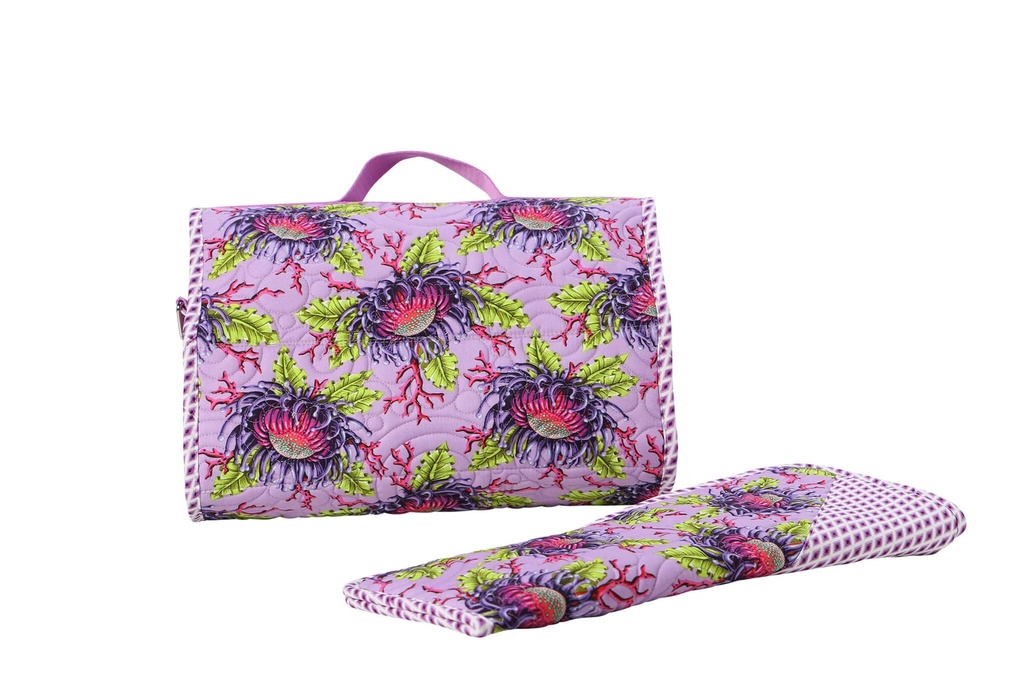 Model - Travel Essentials 2.0 #48