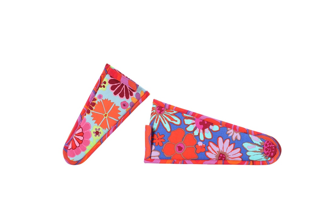 Model - Cut It Out! #25