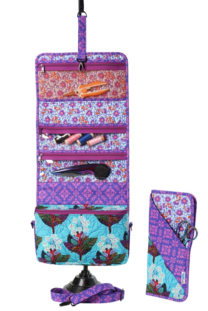 Model - Travel Essentials 2.0 #41