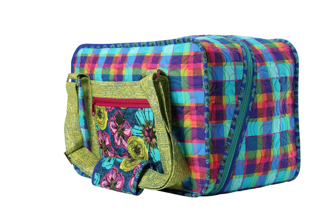 Model - Stitcher's Suitcase #07