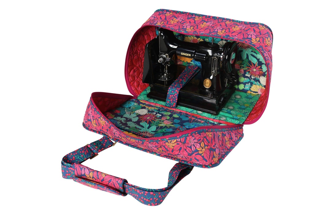 Model - Stitcher's Suitcase #01