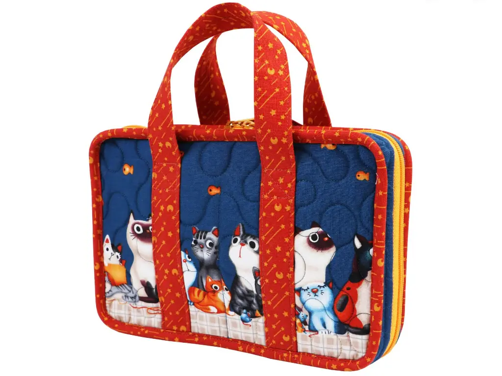 TechTote-IMG_0234-white-opt.webp