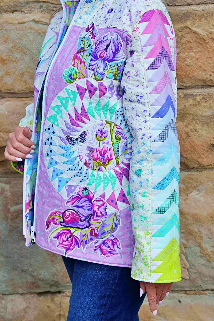 Bella_Arcs_and_Radiance_Quilting_Elissa_091426IMG_9092Web.webp