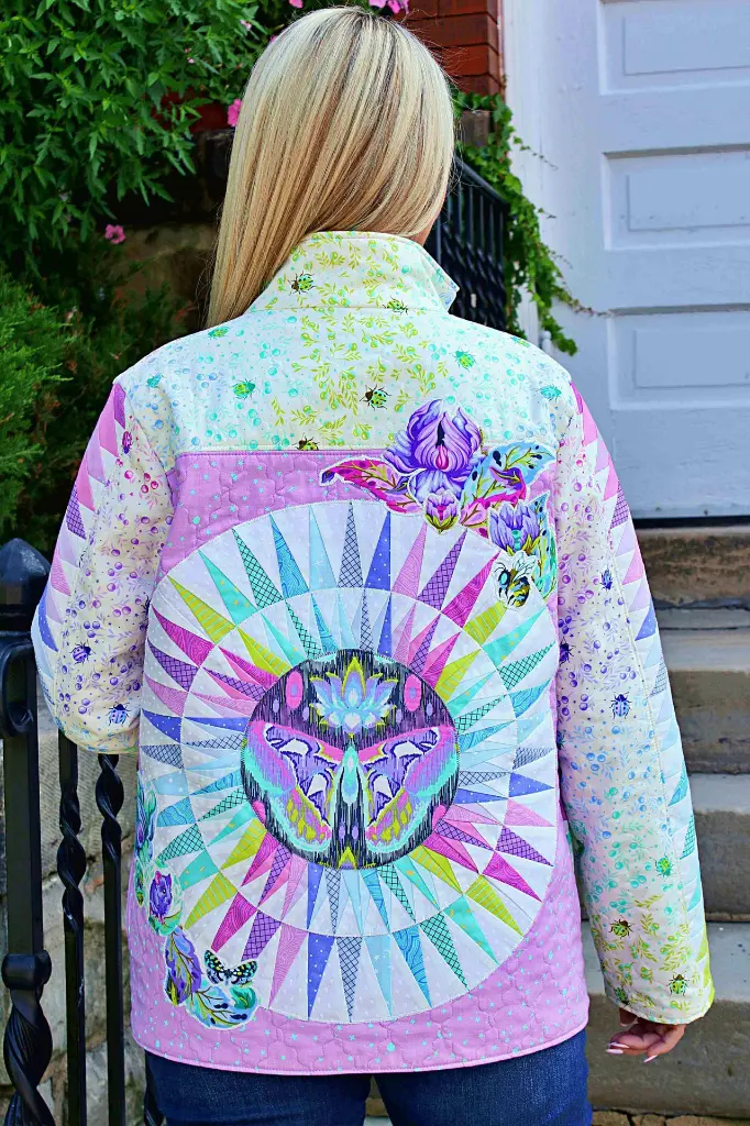 Bella_Arcs_and_Radiance_Quilting_Elissa_091426IMG_9201Web.webp