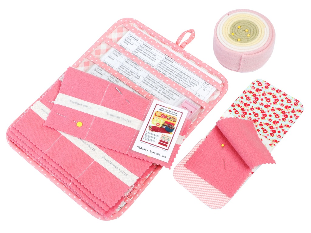 Model - Needle Case & Wool Pincushion #09