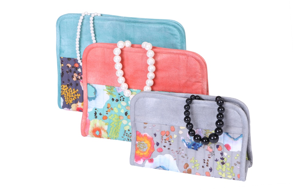 Model - Cosmetics Clutches #04
