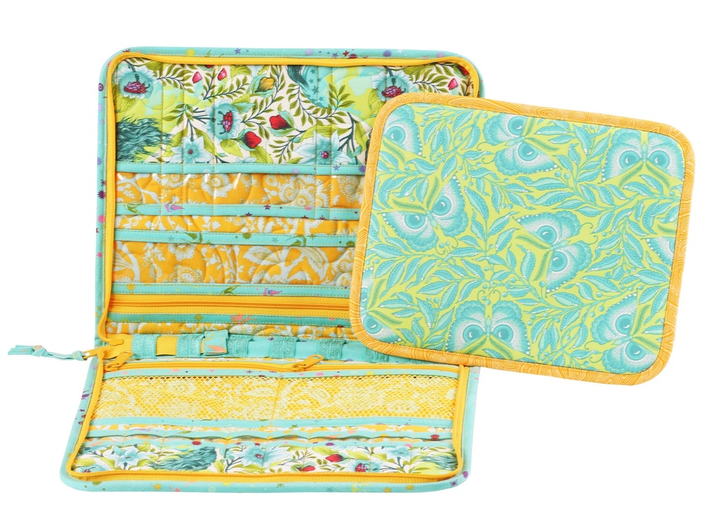 Model - Running With Scissors #16