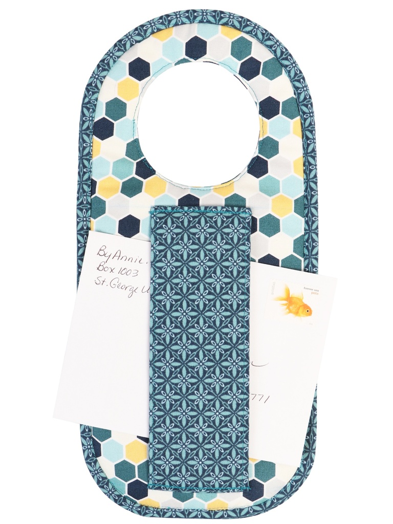 Model - Handle It #06