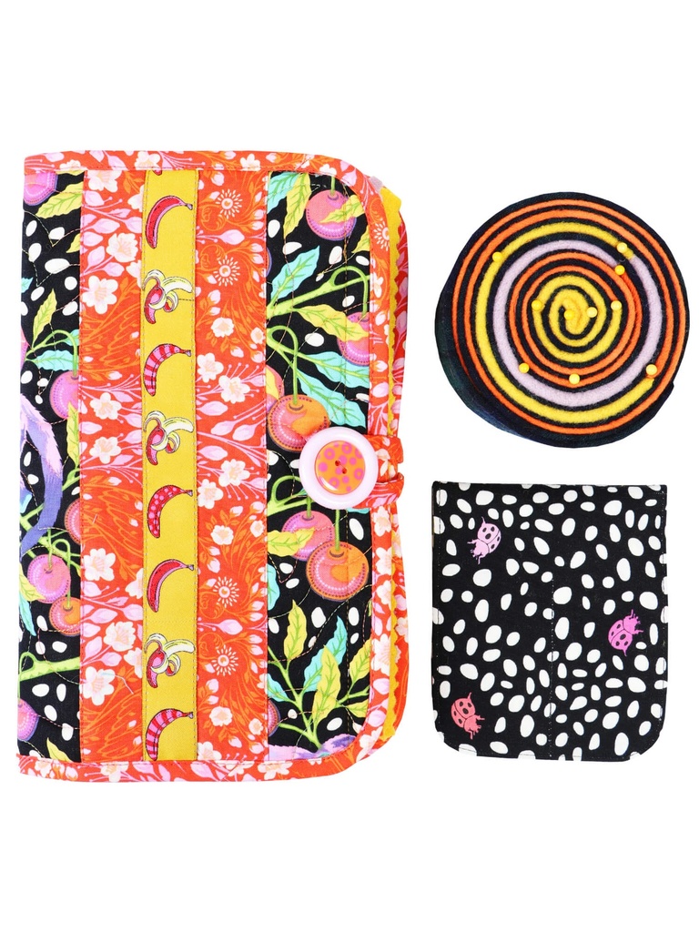 Model - Needle Case & Wool Pincushion #13