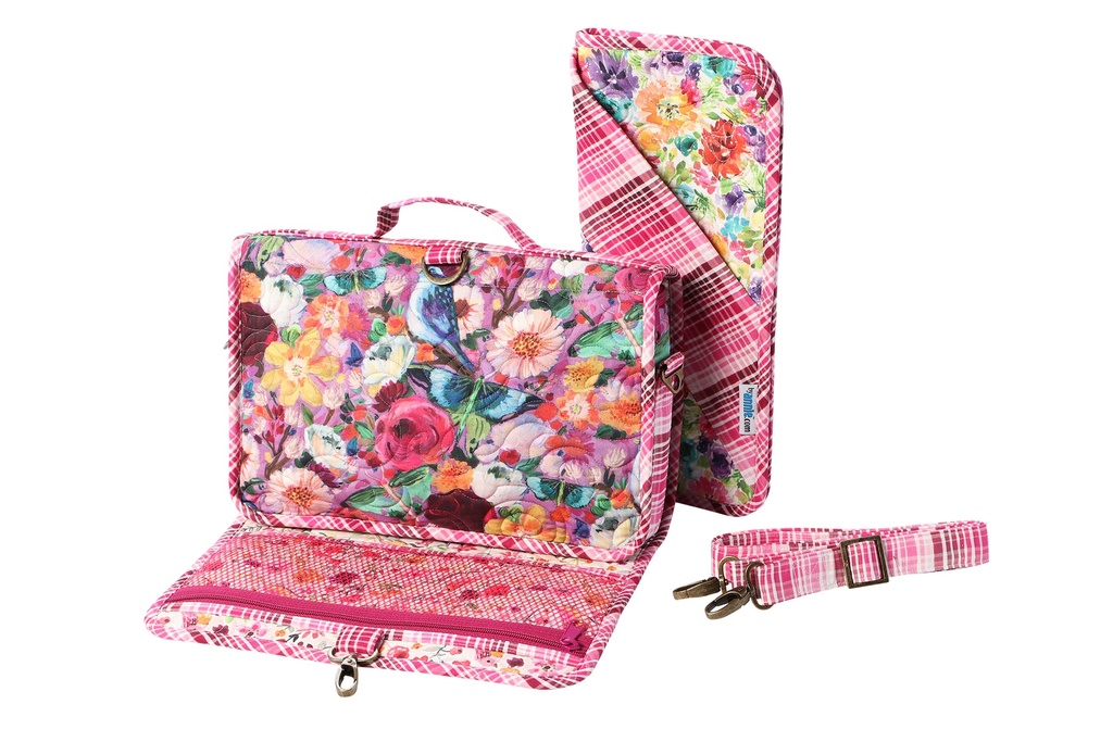 Model - Travel Essentials 2.0 #21