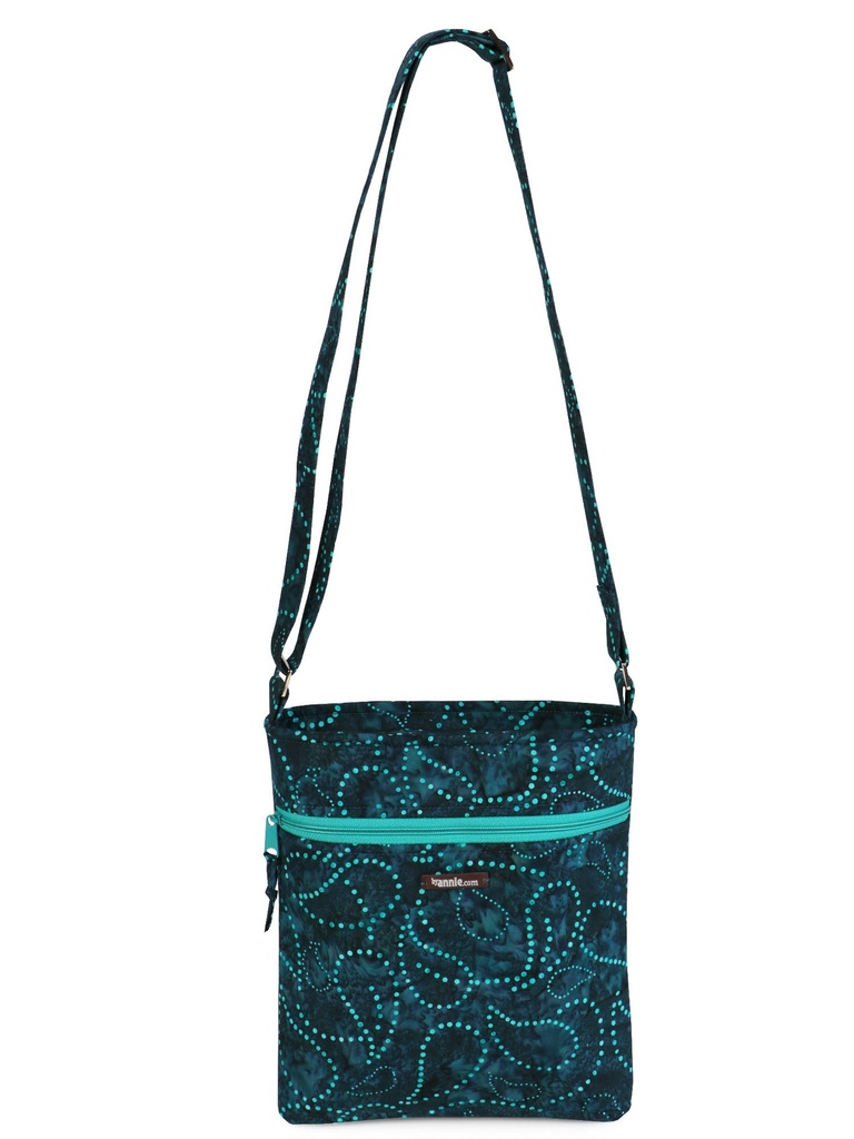 Model - Daytripper II Crossbody Case #05