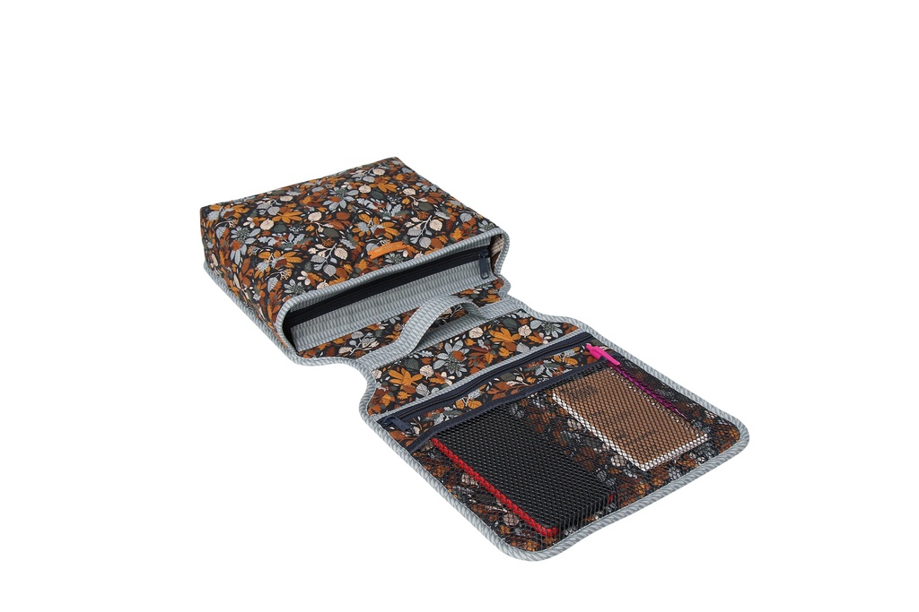 Model - Sidekick #18