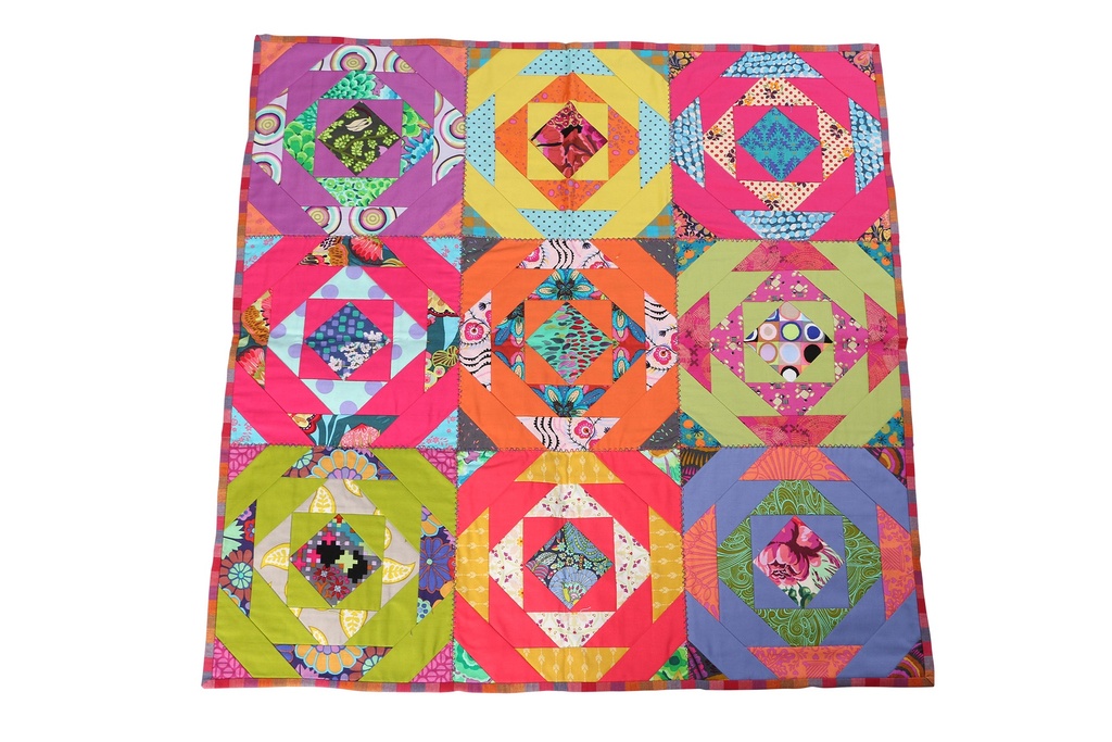 Model - Perfect Pineapples #01