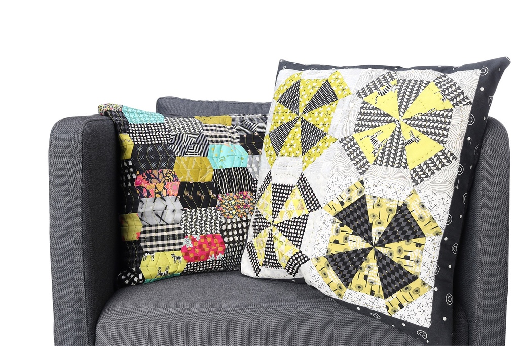 Model - Spiderweb Pillows #01