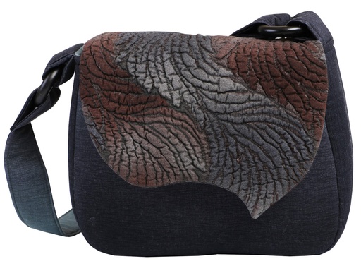 [M-PBA126-02] Model - Serenity Shoulder Bag #02
