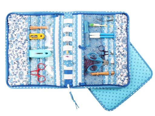 [M-PBA272-25] Model - Running With Scissors #25